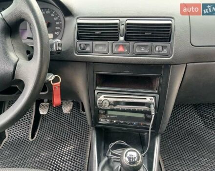 Синий Фольксваген Гольф, объемом двигателя 1.4 л и пробегом 238 тыс. км за 4300 $, фото 8 на Automoto.ua