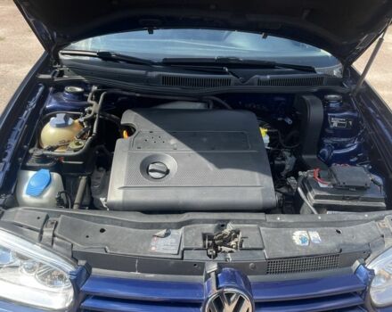 Синий Фольксваген Гольф, объемом двигателя 1.6 л и пробегом 230 тыс. км за 4199 $, фото 16 на Automoto.ua