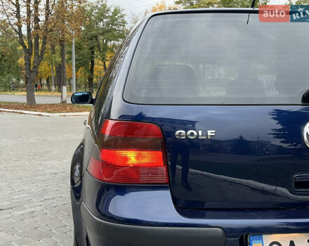 Синий Фольксваген Гольф, объемом двигателя 1.39 л и пробегом 233 тыс. км за 3850 $, фото 26 на Automoto.ua