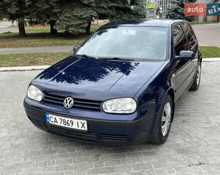 Синий Фольксваген Гольф, объемом двигателя 1.39 л и пробегом 233 тыс. км за 3850 $, фото 3 на Automoto.ua