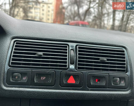 Синий Фольксваген Гольф, объемом двигателя 1.9 л и пробегом 337 тыс. км за 2850 $, фото 53 на Automoto.ua