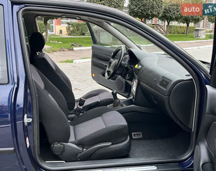 Синий Фольксваген Гольф, объемом двигателя 1.39 л и пробегом 233 тыс. км за 3850 $, фото 47 на Automoto.ua