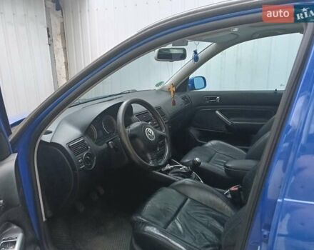 Синій Фольксваген Гольф, об'ємом двигуна 1.6 л та пробігом 270 тис. км за 5300 $, фото 6 на Automoto.ua