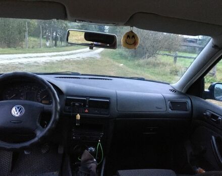 Синий Фольксваген Гольф, объемом двигателя 1.6 л и пробегом 363 тыс. км за 3500 $, фото 8 на Automoto.ua