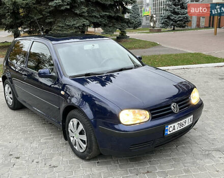 Синий Фольксваген Гольф, объемом двигателя 1.39 л и пробегом 233 тыс. км за 3850 $, фото 5 на Automoto.ua