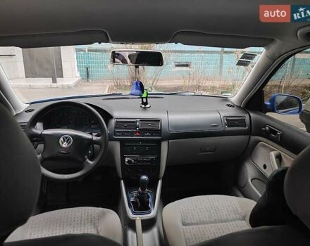 Синий Фольксваген Гольф, объемом двигателя 1.39 л и пробегом 216 тыс. км за 4200 $, фото 8 на Automoto.ua