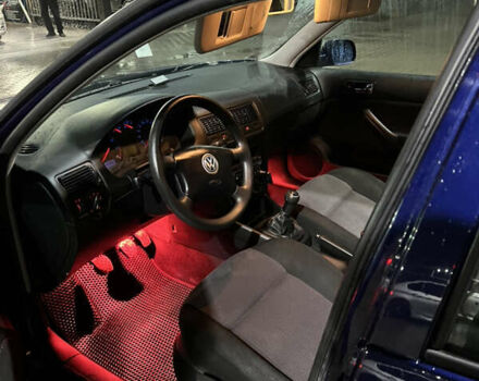 Синій Фольксваген Гольф, об'ємом двигуна 1.39 л та пробігом 169 тис. км за 4000 $, фото 38 на Automoto.ua