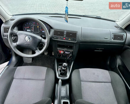 Синий Фольксваген Гольф, объемом двигателя 1.39 л и пробегом 210 тыс. км за 4000 $, фото 44 на Automoto.ua