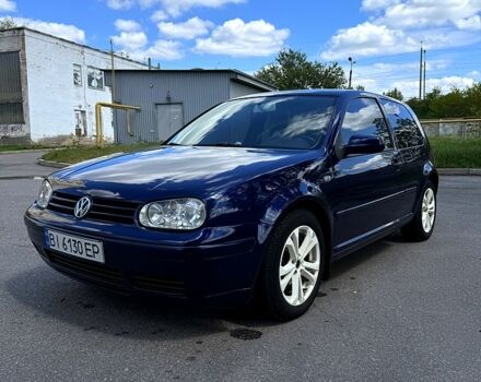 Синий Фольксваген Гольф, объемом двигателя 1.6 л и пробегом 259 тыс. км за 5000 $, фото 1 на Automoto.ua
