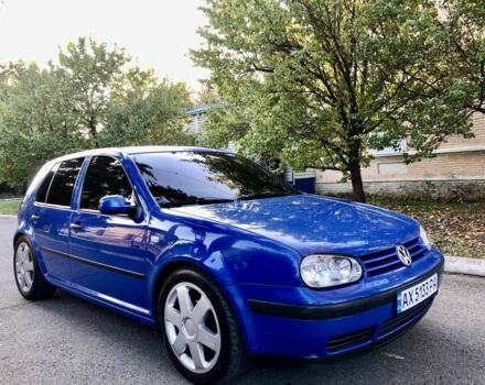 Синий Фольксваген Гольф, объемом двигателя 1.4 л и пробегом 274 тыс. км за 3850 $, фото 2 на Automoto.ua