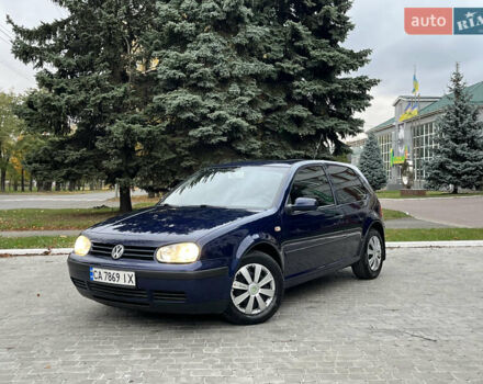 Синий Фольксваген Гольф, объемом двигателя 1.39 л и пробегом 233 тыс. км за 3850 $, фото 13 на Automoto.ua