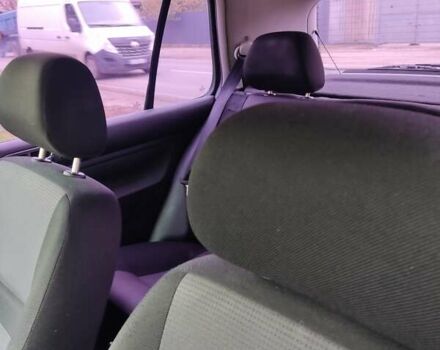 Синий Фольксваген Гольф, объемом двигателя 1.6 л и пробегом 264 тыс. км за 4900 $, фото 8 на Automoto.ua