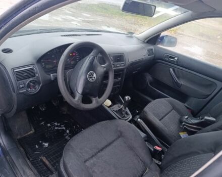 Синий Фольксваген Гольф, объемом двигателя 1.9 л и пробегом 333 тыс. км за 1550 $, фото 1 на Automoto.ua