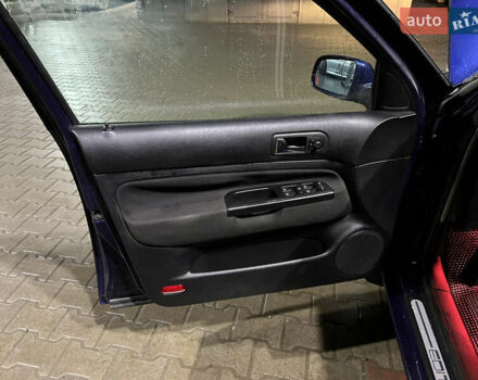 Синій Фольксваген Гольф, об'ємом двигуна 1.39 л та пробігом 169 тис. км за 4000 $, фото 57 на Automoto.ua