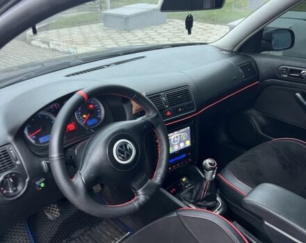 Синий Фольксваген Гольф, объемом двигателя 2 л и пробегом 286 тыс. км за 4450 $, фото 6 на Automoto.ua