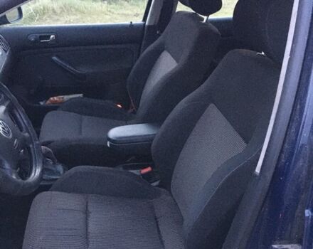 Синий Фольксваген Гольф, объемом двигателя 1.6 л и пробегом 363 тыс. км за 3500 $, фото 10 на Automoto.ua