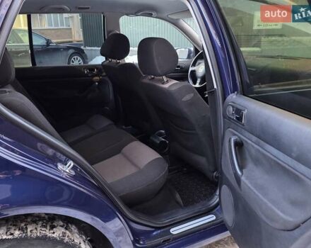 Синій Фольксваген Гольф, об'ємом двигуна 1.6 л та пробігом 253 тис. км за 3950 $, фото 27 на Automoto.ua