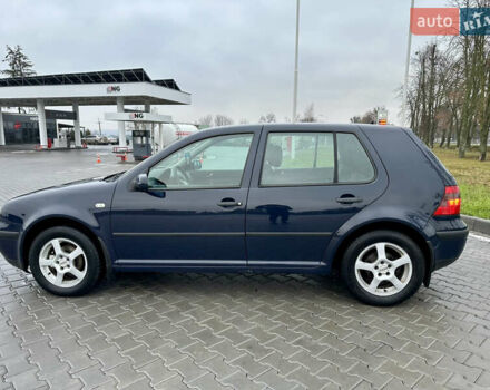 Синий Фольксваген Гольф, объемом двигателя 1.39 л и пробегом 210 тыс. км за 4000 $, фото 8 на Automoto.ua
