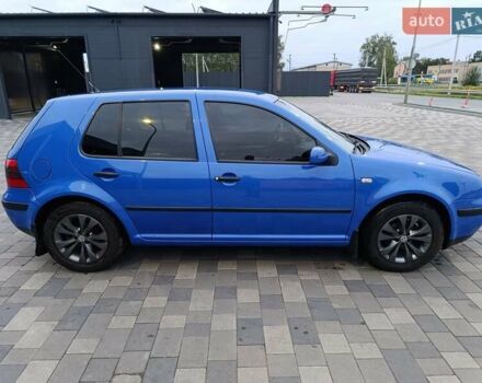 Синий Фольксваген Гольф, объемом двигателя 1.6 л и пробегом 312 тыс. км за 4500 $, фото 1 на Automoto.ua