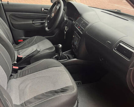 Синій Фольксваген Гольф, об'ємом двигуна 1.39 л та пробігом 410 тис. км за 3200 $, фото 8 на Automoto.ua