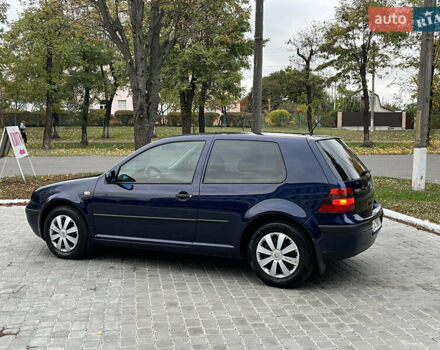 Синий Фольксваген Гольф, объемом двигателя 1.39 л и пробегом 233 тыс. км за 3850 $, фото 22 на Automoto.ua