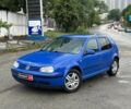 Синий Фольксваген Гольф, объемом двигателя 1.4 л и пробегом 222 тыс. км за 3990 $, фото 1 на Automoto.ua