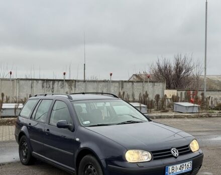 Синий Фольксваген Гольф, объемом двигателя 1.9 л и пробегом 300 тыс. км за 1900 $, фото 2 на Automoto.ua