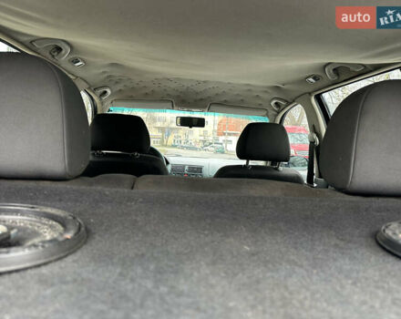 Синий Фольксваген Гольф, объемом двигателя 1.9 л и пробегом 337 тыс. км за 2850 $, фото 46 на Automoto.ua