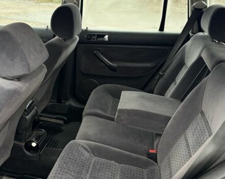 Синий Фольксваген Гольф, объемом двигателя 1.9 л и пробегом 300 тыс. км за 1900 $, фото 18 на Automoto.ua