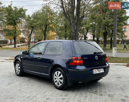 Синий Фольксваген Гольф, объемом двигателя 1.39 л и пробегом 233 тыс. км за 3850 $, фото 24 на Automoto.ua