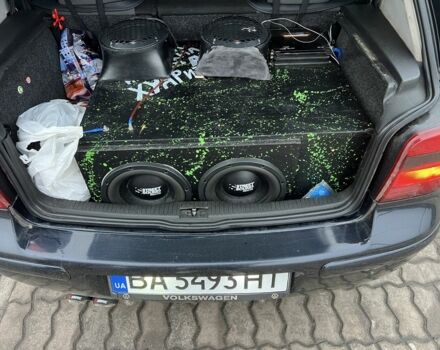 Синий Фольксваген Гольф, объемом двигателя 2 л и пробегом 286 тыс. км за 4450 $, фото 7 на Automoto.ua