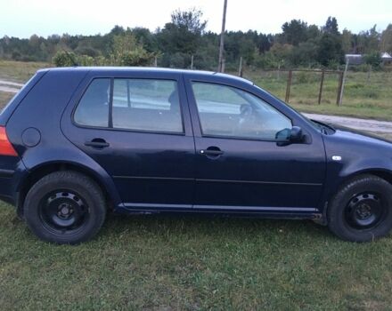 Синий Фольксваген Гольф, объемом двигателя 1.6 л и пробегом 363 тыс. км за 3500 $, фото 3 на Automoto.ua