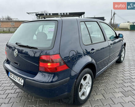 Синий Фольксваген Гольф, объемом двигателя 1.39 л и пробегом 210 тыс. км за 4000 $, фото 17 на Automoto.ua