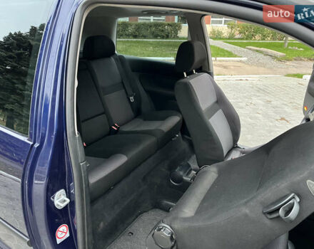 Синий Фольксваген Гольф, объемом двигателя 1.39 л и пробегом 233 тыс. км за 3850 $, фото 50 на Automoto.ua