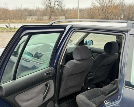 Синий Фольксваген Гольф, объемом двигателя 1.9 л и пробегом 300 тыс. км за 1900 $, фото 17 на Automoto.ua