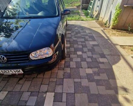 Синий Фольксваген Гольф, объемом двигателя 1.39 л и пробегом 150 тыс. км за 3300 $, фото 3 на Automoto.ua