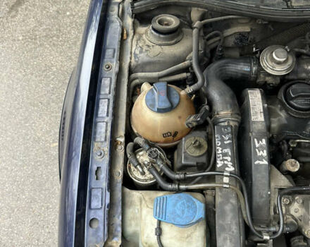 Синий Фольксваген Гольф, объемом двигателя 1.9 л и пробегом 337 тыс. км за 2850 $, фото 57 на Automoto.ua