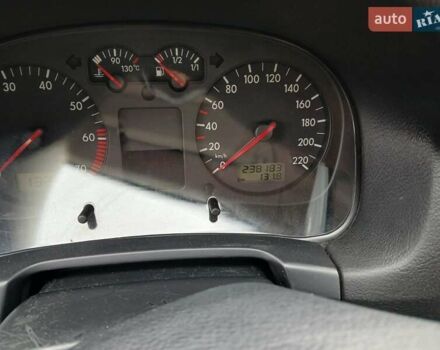 Синий Фольксваген Гольф, объемом двигателя 1.4 л и пробегом 238 тыс. км за 4300 $, фото 9 на Automoto.ua