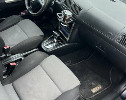 Синий Фольксваген Гольф, объемом двигателя 1.98 л и пробегом 269 тыс. км за 2950 $, фото 9 на Automoto.ua