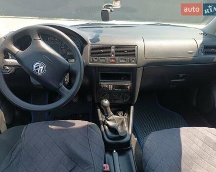 Синій Фольксваген Гольф, об'ємом двигуна 1.6 л та пробігом 182 тис. км за 4350 $, фото 5 на Automoto.ua