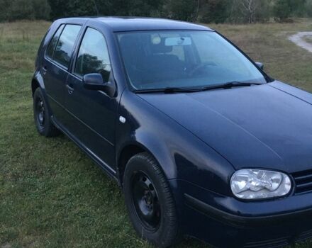 Синий Фольксваген Гольф, объемом двигателя 1.6 л и пробегом 363 тыс. км за 3500 $, фото 2 на Automoto.ua