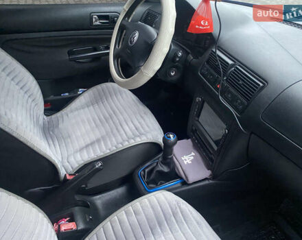 Синій Фольксваген Гольф, об'ємом двигуна 1.6 л та пробігом 226 тис. км за 4500 $, фото 2 на Automoto.ua