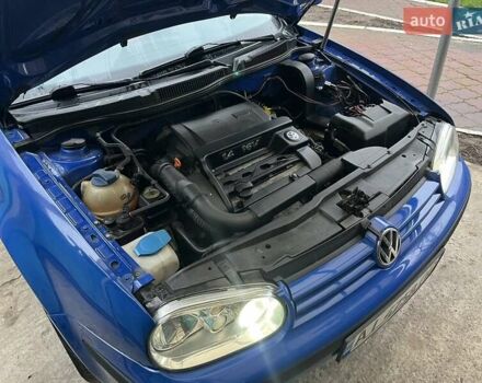 Синий Фольксваген Гольф, объемом двигателя 1.39 л и пробегом 218 тыс. км за 4200 $, фото 6 на Automoto.ua