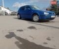 Синий Фольксваген Гольф, объемом двигателя 1.6 л и пробегом 380 тыс. км за 5548 $, фото 4 на Automoto.ua