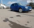 Синий Фольксваген Гольф, объемом двигателя 1.6 л и пробегом 380 тыс. км за 5549 $, фото 4 на Automoto.ua