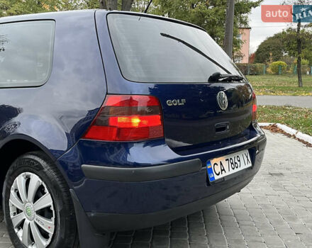 Синий Фольксваген Гольф, объемом двигателя 1.39 л и пробегом 233 тыс. км за 3850 $, фото 25 на Automoto.ua