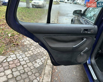 Синий Фольксваген Гольф, объемом двигателя 1.9 л и пробегом 337 тыс. км за 2850 $, фото 34 на Automoto.ua