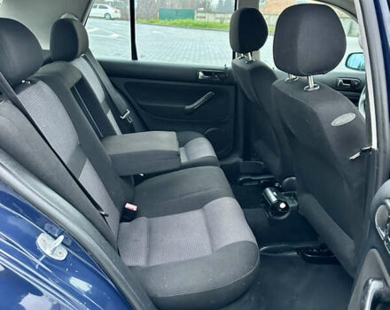 Синий Фольксваген Гольф, объемом двигателя 1.39 л и пробегом 210 тыс. км за 4000 $, фото 39 на Automoto.ua