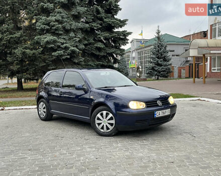 Синий Фольксваген Гольф, объемом двигателя 1.39 л и пробегом 233 тыс. км за 3850 $, фото 18 на Automoto.ua