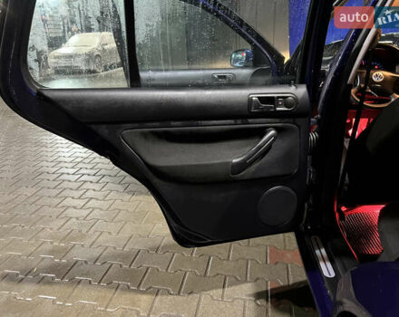 Синій Фольксваген Гольф, об'ємом двигуна 1.39 л та пробігом 169 тис. км за 4000 $, фото 59 на Automoto.ua